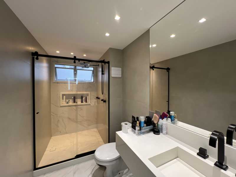 Conheça Banheiro Suite do imóvel - Cobertura de 4 quartos no Recreio dos Bandeirantes/ Barra - BRCO40043 - 5 Banheiro Suite - 5