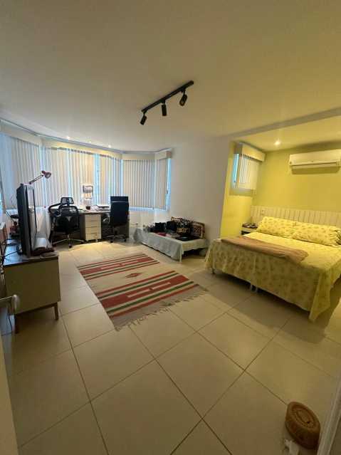 WhatsApp Image 2025-09-24 at 1 - 8