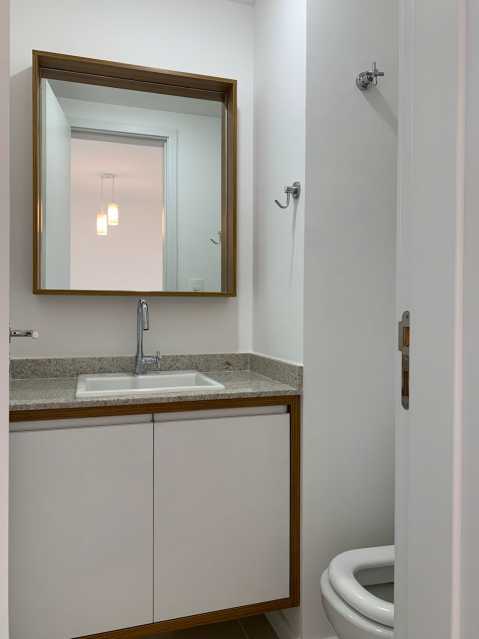 WhatsApp Image 2025-10-16 at 0 - 15