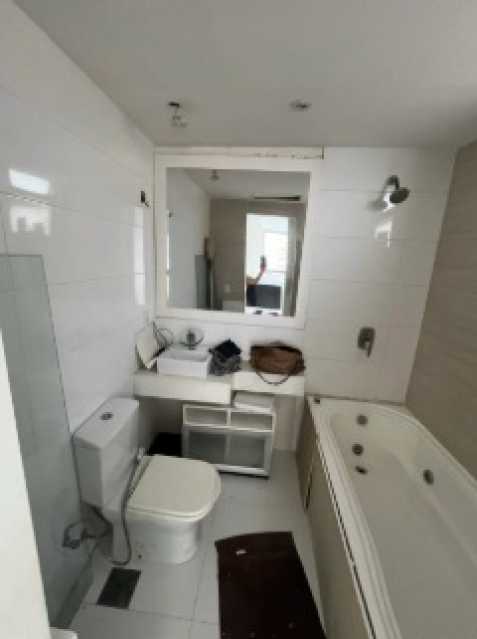 WhatsApp Image 2025-10-21 at 1 - 8