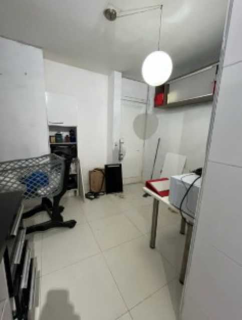 WhatsApp Image 2025-10-21 at 1 - 9