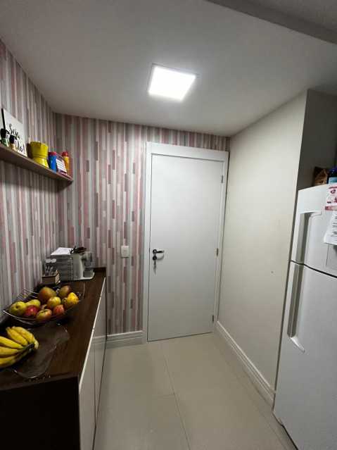 61eb024d-5262-415d-9a4d-eff1af - 15