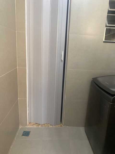 18c8fdd4-e0e7-4f7b-bbd9-2b3dd8 - 9