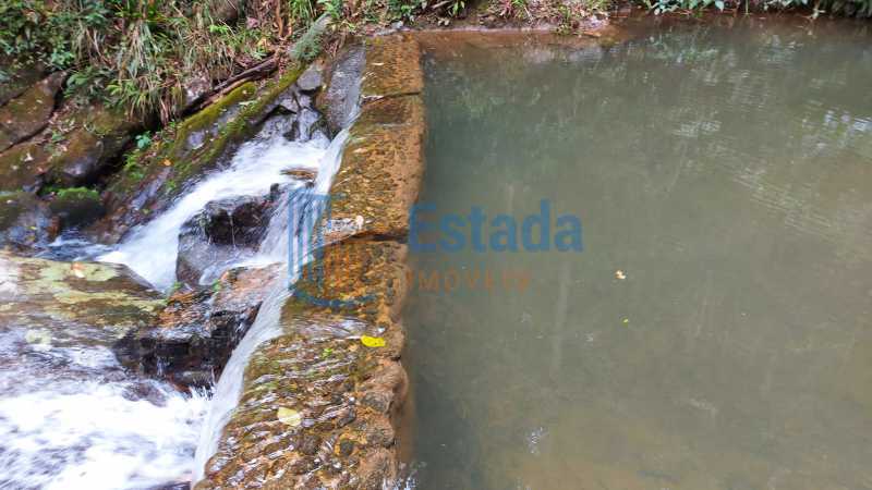 00f3ea7a-92c1-4b7c-a3b4-5c41cb - 2