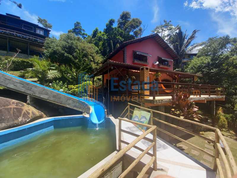 7d825f1f-9b5e-4a27-afba-be9871 - 1