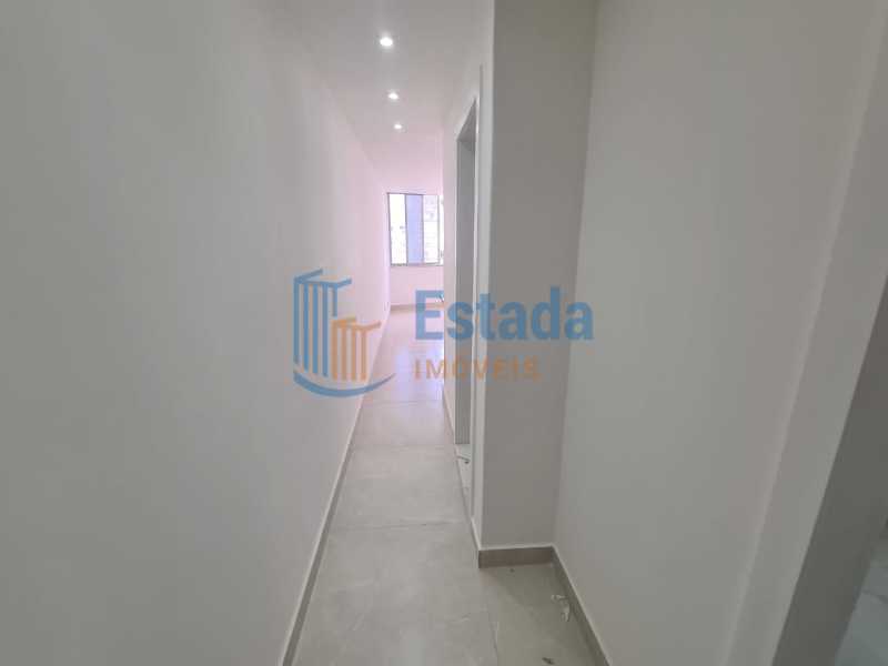 4eab6765-c0dd-4172-a2d9-1b6b82 - 4