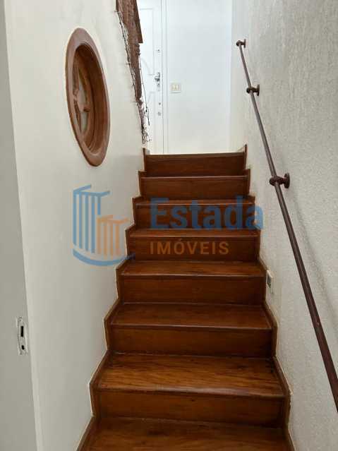 a9fb70de-770f-490d-8486-95a7b7 - 27
