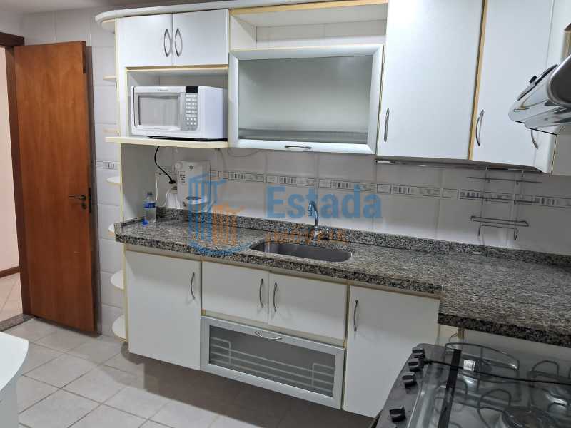 7960bd58-9818-4347-aaa7-009883 - 23