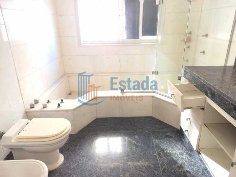 7570103b-06ad-4678-8ba9-673401 - 27