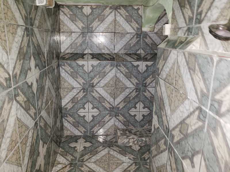 Conheça Banheiro 1 do imóvel - Barro Vermelho - Rua Dr. Getulio Vargas - 15 Loja 01 - R$900,00 - CELJ00011 - 6 Banheiro 1 - 6