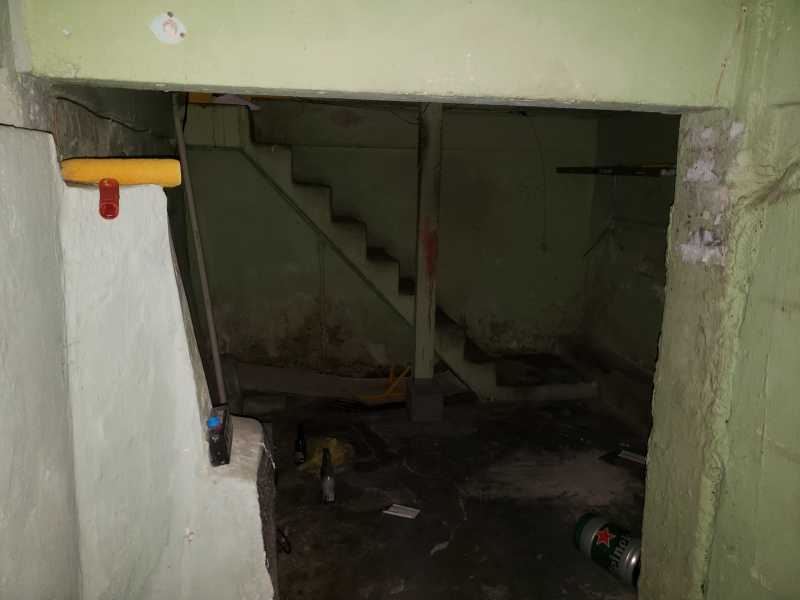 Conheça Porão 1 do imóvel - Barro Vermelho - Rua Dr. Getulio Vargas - 15 Loja 01 - R$900,00 - CELJ00011 - 11 Porão 1 - 11