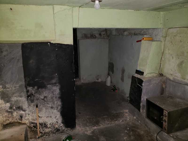 Conheça Porão 2 do imóvel - Barro Vermelho - Rua Dr. Getulio Vargas - 15 Loja 01 - R$900,00 - CELJ00011 - 12 Porão 2 - 12