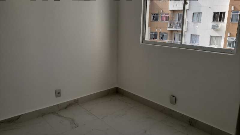 Foto 6 - Quarto II - 16