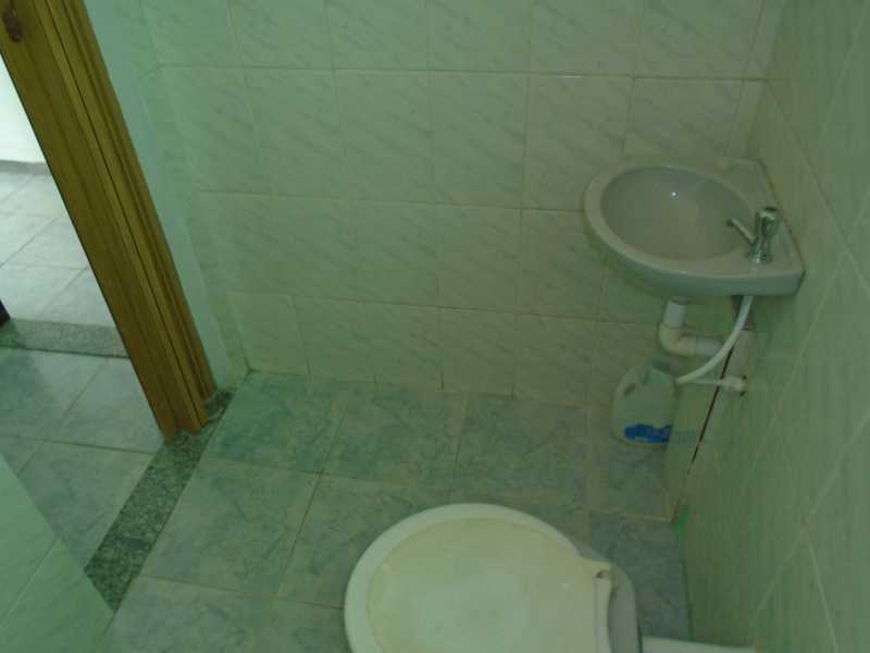 Conheça BANHEIRO - FOTO 02 do imóvel - BOAÇU - RUA IMBOASSU, 181 APT 203 R 500,00 - CEKI10001 - 13 BANHEIRO - FOTO 02 - 13