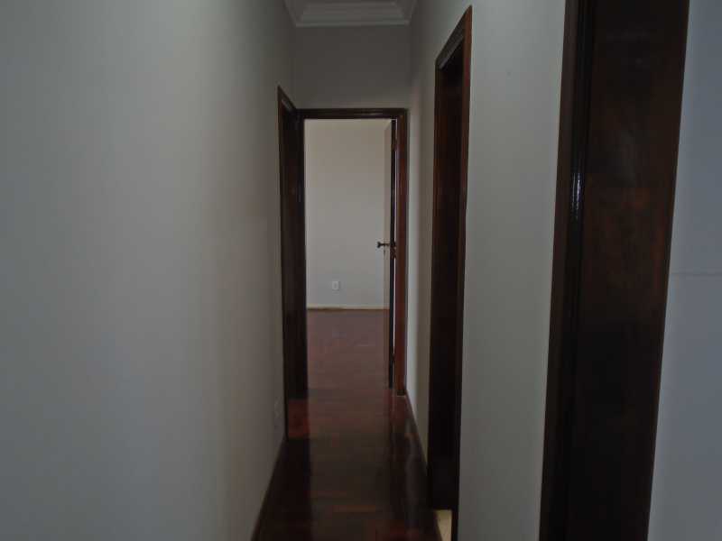 CORREDOR - FOTO 01 - 9
