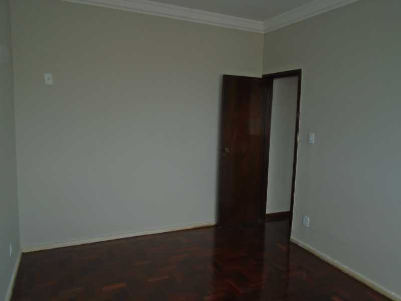 QUARTO II - FOTO 01 - 13