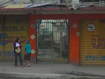 ALCÂNTARA - RUA DR. ALFREDO BACKER, 438 CS 07 - 850,00 - CECV20005