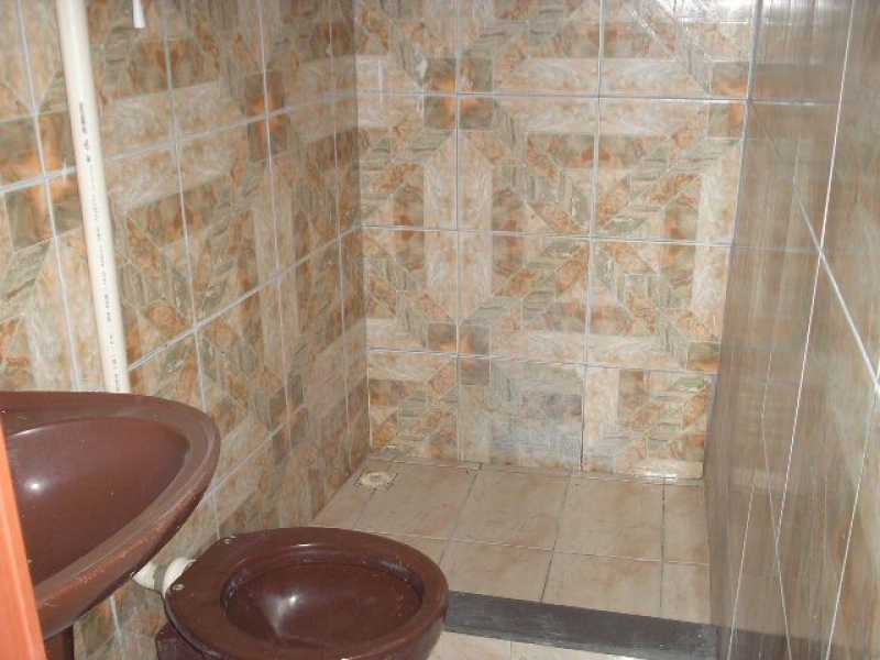 Conheça Banheiro do imóvel - Engenho Pequeno - Rua Felix Antonio da Silva, 119 - Casa 03 - R$ 450,00 com taxas incluídas - CECA10003 - 6 Banheiro - 6