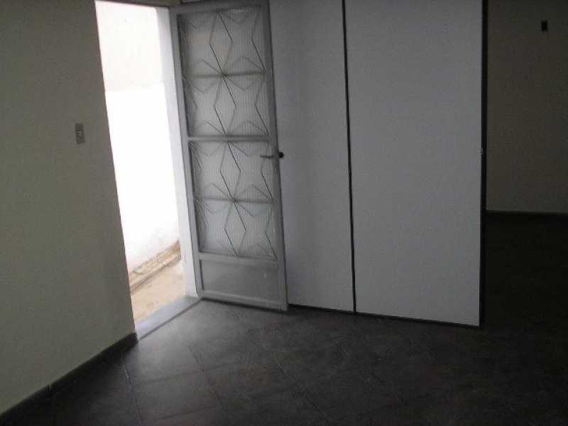 Conheça Sala do imóvel - Engenho Pequeno - Rua Felix Antonio da Silva, 119 - Casa 03 - R$ 450,00 com taxas incluídas - CECA10003 - 3 Sala - 3