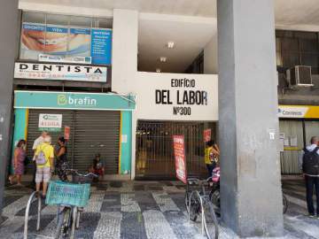 Centro- Av Amaral Peixoto, 300 (sobreloja), sala 108- 500,00 - CESL00025