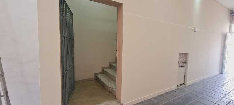 Conheça Foto 5 - Acesso em escada do imóvel - Parada 40 - Rua Jaime Figueiredo, 1867 Apt 201 - R 1.100,00 - CEAP20110 - 5 Foto 5 - Acesso em escada - 5
