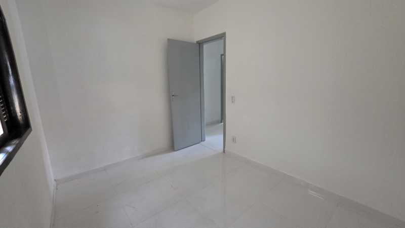 Foto 25 - Quarto II - 25