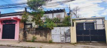 Vila Yara - Rua Gianelle, 289 Casa 03 Sobrado kitinete - R600,00 - CECA10065