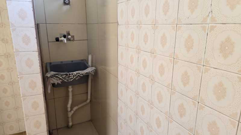Foto 19 - +ürea de servi+ºo - 19