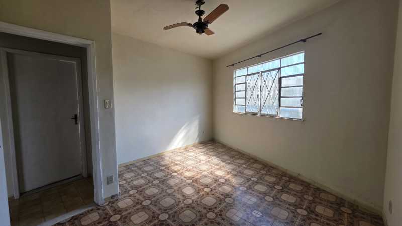 Foto 10 - Quarto II - 10