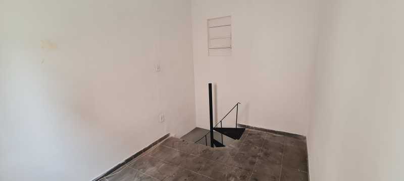 Conheça Foto 10 - Quarto do imóvel - Centro SG - Rua Aluisio Neiva, 305 C01 - 550,00 - CECA10028 - 21 Foto 10 - Quarto - 21