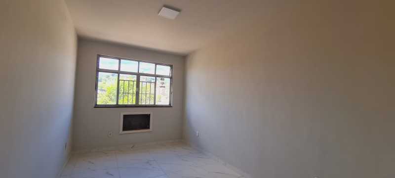 Foto 16 - Quarto II - 16