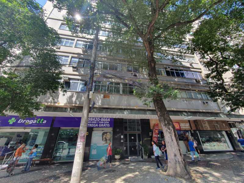 Conheça 1 Fachada. do imóvel - Apartamento 2 quartos com dependência e vaga na escritura - WCAP20845 - 21 1 Fachada. - 21