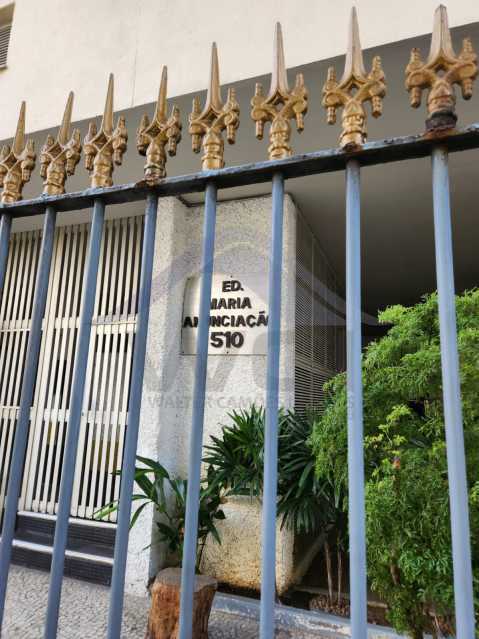 FRENTE DO PREDIO. - 20