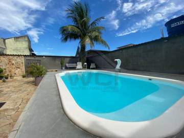 Ótima localização - Vendo casa com piscina e churrasqueira - WCCA50017