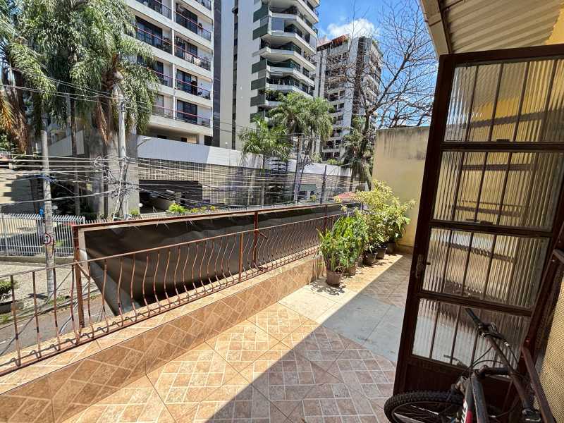 WhatsApp Image 2025-11-28 at 0 - 7