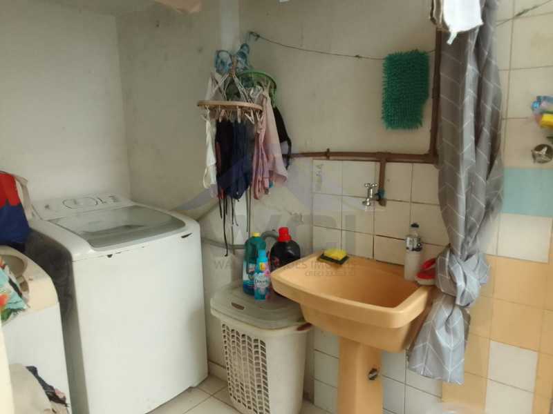 Área de Serviços - 20