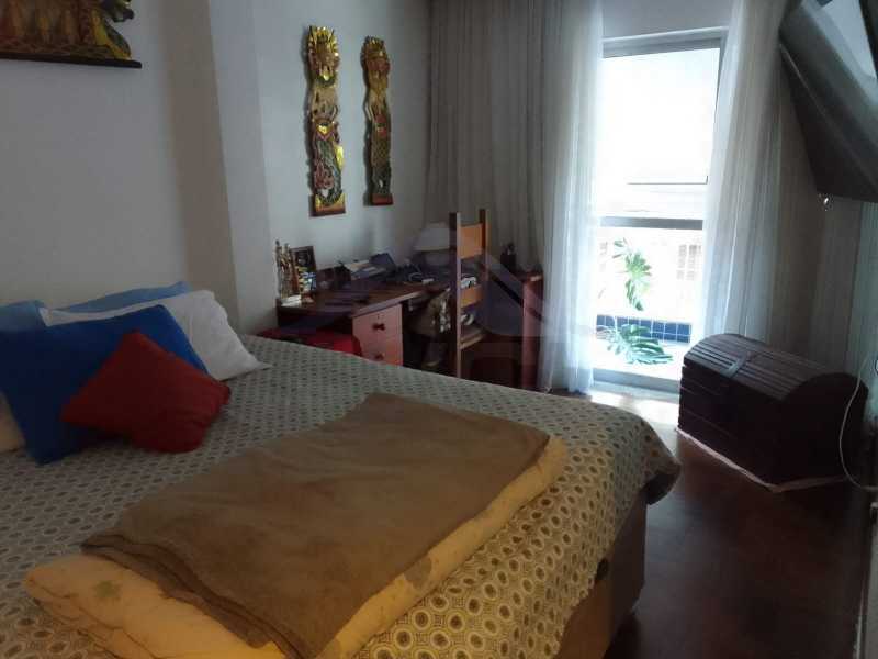 Quarto 4 - 2 - 8