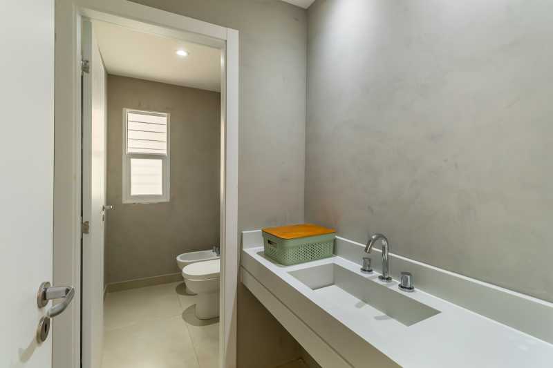 Conheça 02. Lavabo do imóvel - Venda Casa Barra Itanhangá 5 quartos - RECN50009 - 8 02. Lavabo - 8