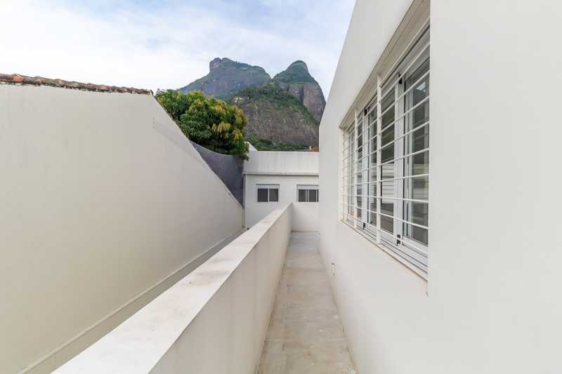 Conheça 08. Terraço do imóvel - Venda Casa Barra Itanhangá 5 quartos - RECN50009 - 21 08. Terraço - 21