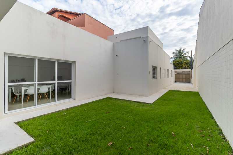 Conheça 10. Quintal 2 do imóvel - Venda Casa Barra Itanhangá 5 quartos - RECN50009 - 3 10. Quintal 2 - 3