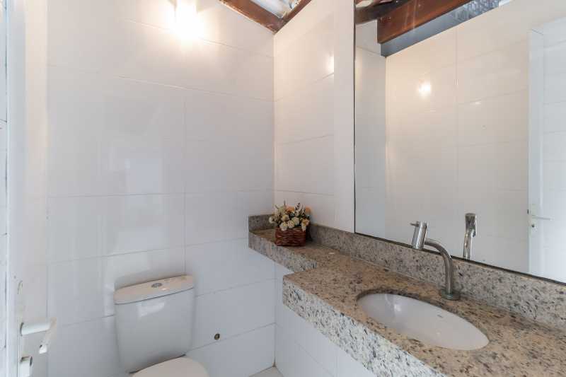15. 1ºar - Lavabo da Piscina - 26