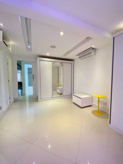 Conheça 0cb983e1-9996-48f5-a903-e74b91 do imóvel - Casa duplex 300m² com sótão e piscina, no Recreios dos Bandeirantes - RECN30015 - 17 0cb983e1-9996-48f5-a903-e74b91 - 17