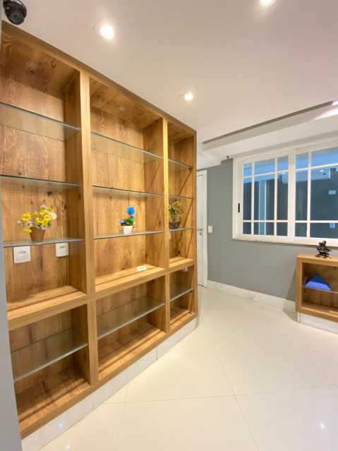 Conheça 28f24bec-fdd8-416f-bb5c-144ede do imóvel - Casa duplex 300m² com sótão e piscina, no Recreios dos Bandeirantes - RECN30015 - 9 28f24bec-fdd8-416f-bb5c-144ede - 9