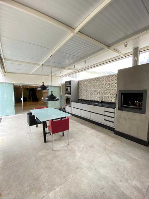 Conheça 266fce1d-972c-4cb8-aa58-97fe95 do imóvel - Casa duplex 300m² com sótão e piscina, no Recreios dos Bandeirantes - RECN30015 - 8 266fce1d-972c-4cb8-aa58-97fe95 - 8