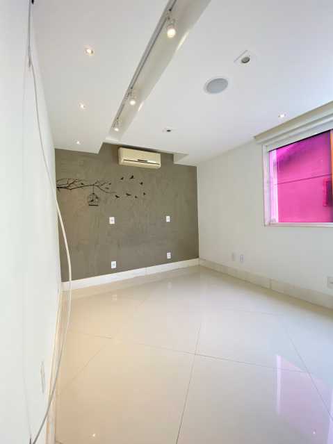 Conheça a59417e4-7c71-49e0-9488-3abee5 do imóvel - Casa duplex 300m² com sótão e piscina, no Recreios dos Bandeirantes - RECN30015 - 26 a59417e4-7c71-49e0-9488-3abee5 - 26