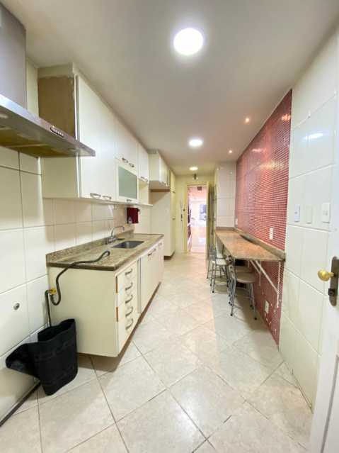Conheça e5d1de53-8043-42a3-9004-eaff9a do imóvel - Casa duplex 300m² com sótão e piscina, no Recreios dos Bandeirantes - RECN30015 - 13 e5d1de53-8043-42a3-9004-eaff9a - 13
