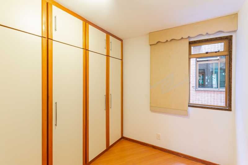 Conheça 06. Quarto 2 1 do imóvel - Apartamento no Jardim Oceanico - Esquina com a praia - REAP40036 - 15 06. Quarto 2 1 - 15