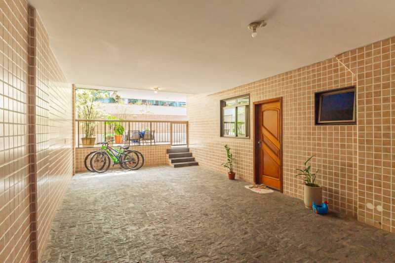 Conheça 12. Área Comum 1 do imóvel - Apartamento no Jardim Oceanico - Esquina com a praia - REAP40036 - 28 12. Área Comum 1 - 28