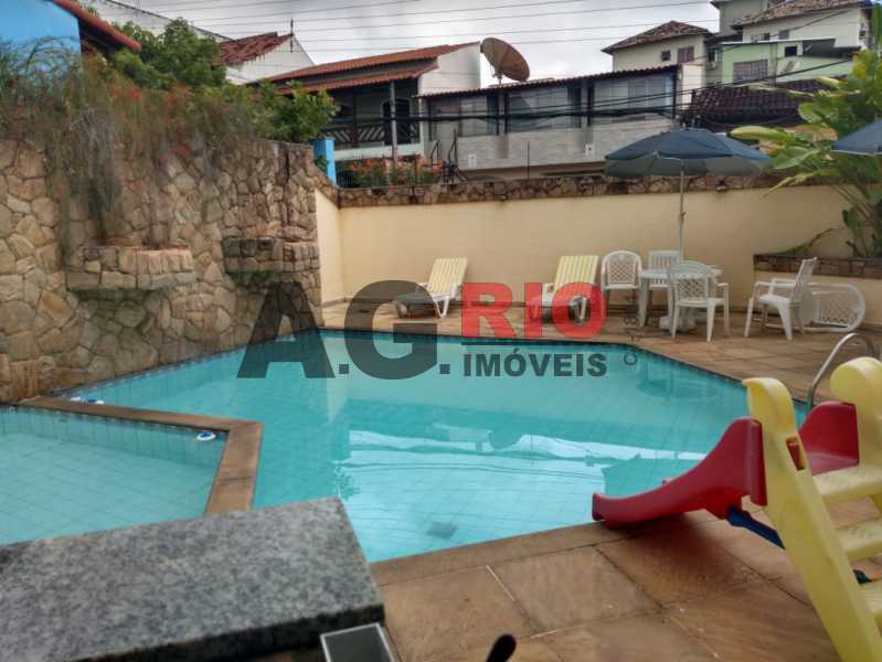 PISCINA PRÉDIO. - 27
