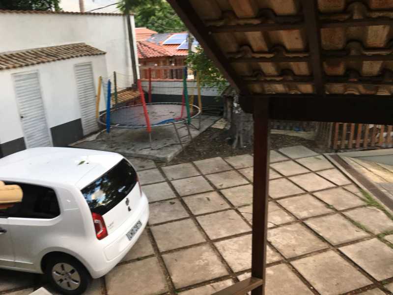 GARAGEM - 25